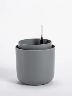 Tolita Recycled Self-Watering Flower Pot, 8" Diameter -PlantJoy Store 3 4 crop 8612965 08V tif