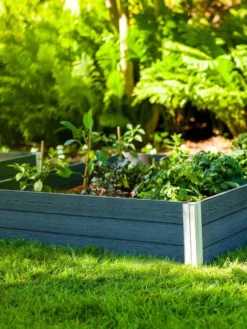 Vita Urbana Garden Bed, 4’x4’x11”